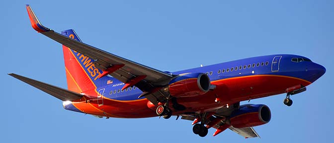 Southwest Boeing 737-7H4 N291WN, Phoenix Sky Harbor, March 7, 2015